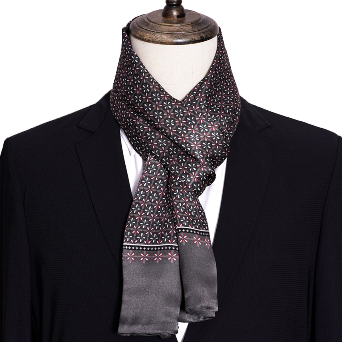 New Men's Stripe Silk Scarf Ho - đánh giá và giá Men Accessories Sale